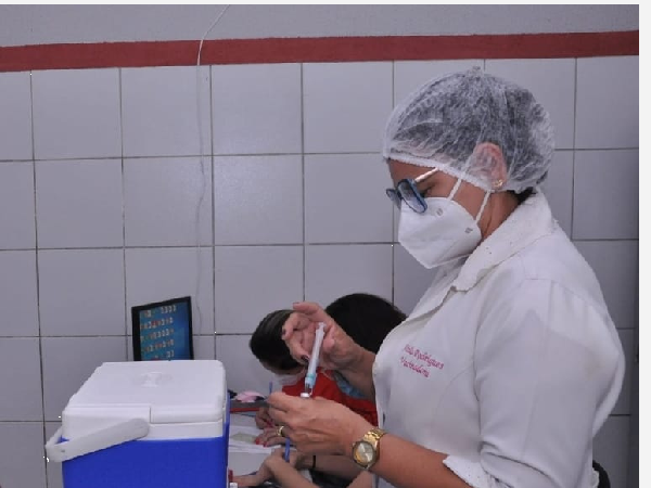 Carreata da vacinação mobiliza população de Quixadá