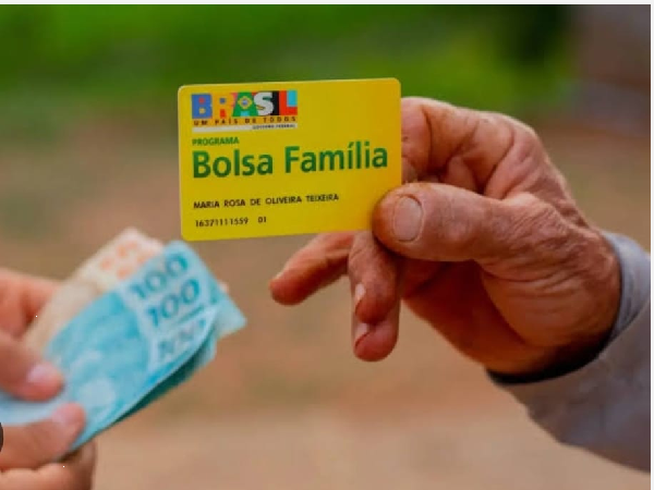 Bolsa Família beneficia 52 novas famílias em Quixadá