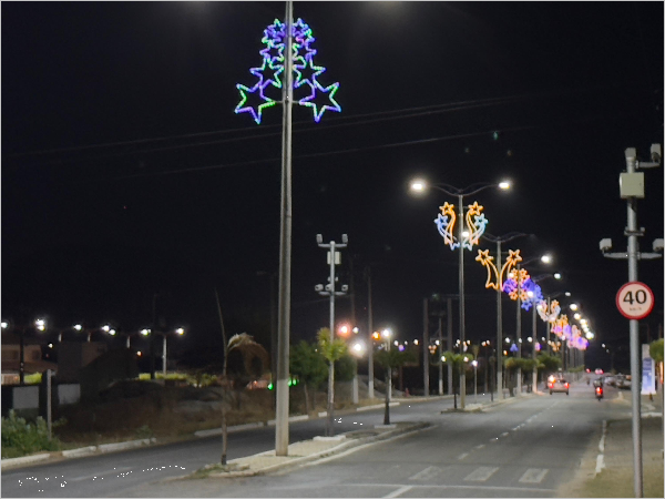 Quixadá prepara-se para o Natal de Luz, e inicia ornamentação de ruas e avenidas