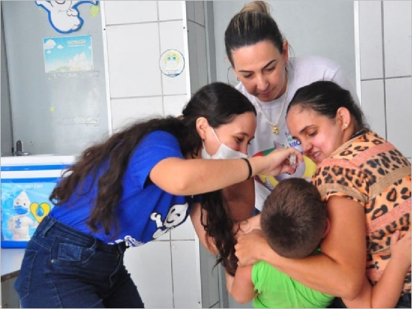 Prefeitura de Quixadá promove Dia D de atualização das cadernetas de vacinação, neste sábado (23)